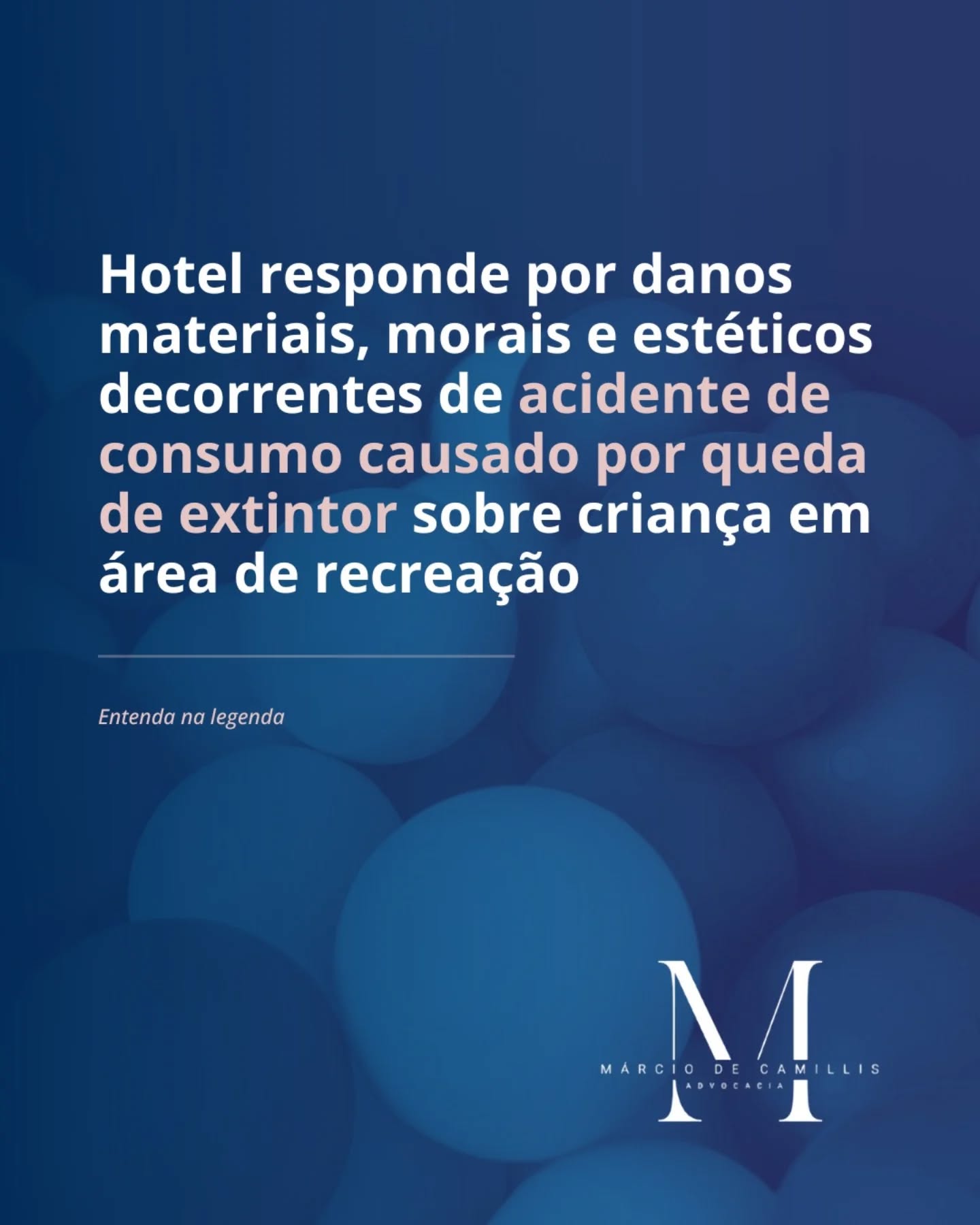 Em recente e importante decisão, a Terceira Turma do STJ julgou caso envolvendo acidente de consumo sofrido por criança em área de recreação de hotel (Resp nº 2155235/SP. Rel. Min. Ricardo Villas Bôas. Julgado em 11/11/2025).
⚠️ A criança foi atingida por um extintor de incêndio que estava mal fixado.
⚖️ No entendimento do STJ, "ao disponibilizar área destinada ao público infantil, gera-se nos usuários a legítima e inafastável expectativa de que o ambiente seja integralmente seguro, concebido com especial atenção ao reduzido discernimento das crianças, seres em pleno estágio de formação e, portanto, especialmente vulneráveis".
➡️ Na mesma decisão, o STJ destacou e reafirmou que "o risco inerente à atividade não pode ser transferido aos consumidores, que nem sequer possuíam conhecimento prévio acerca das instalações. Admitir o contrário implicaria verdadeiro contrassenso diante dos deveres legais que recaem sobre o fornecedor, nos termos do Código de Defesa do Consumidor".
Está em dúvida?
Conte comigo.
Márcio De Camillis
OAB/RS nº 45.496
Contato: (51) 999 564 346
